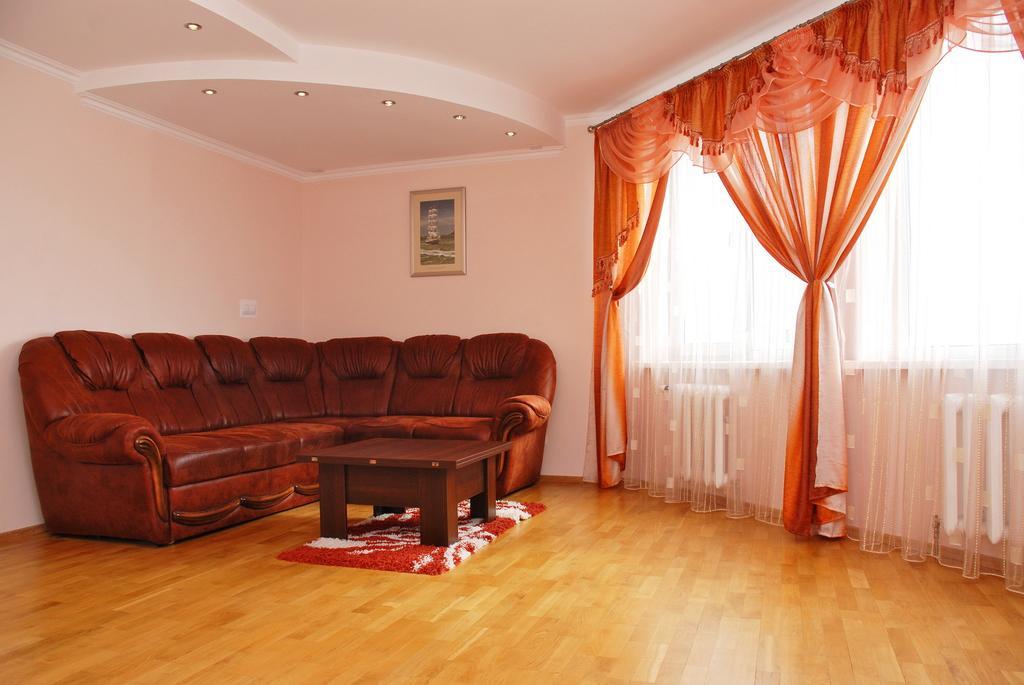 Kiev Pozniaky Apartment الغرفة الصورة